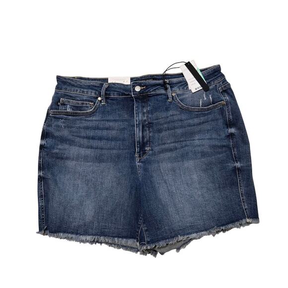 Judy Blue 3XL Cut off Raw Hem tummy Control Distressed Shorts Vacation Resort - Picture 1 of 12